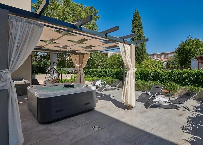 Family - Private Jacuzzi Terrace, Private Parking Lägenhet Dubrovnik