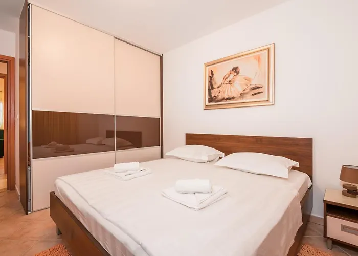 Family - Private Jacuzzi Terrace, Private Parking * 杜布罗夫尼克